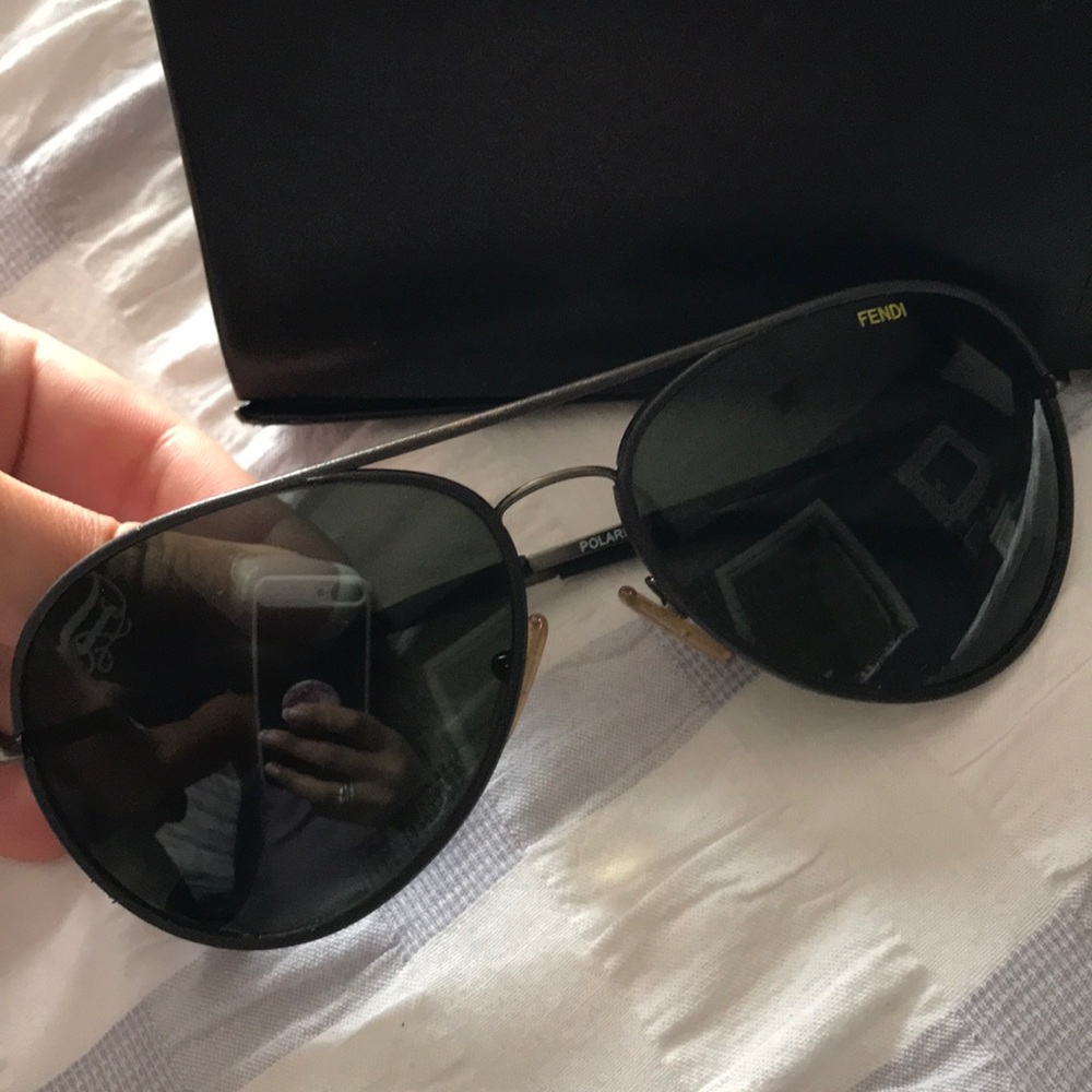 Women’s Fendi polarized sunglasses
